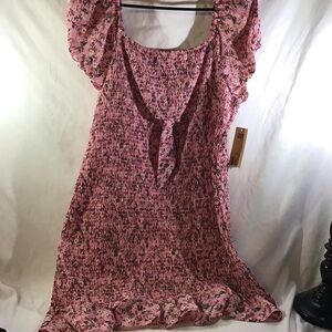 Elegant Pink Floral Blouse